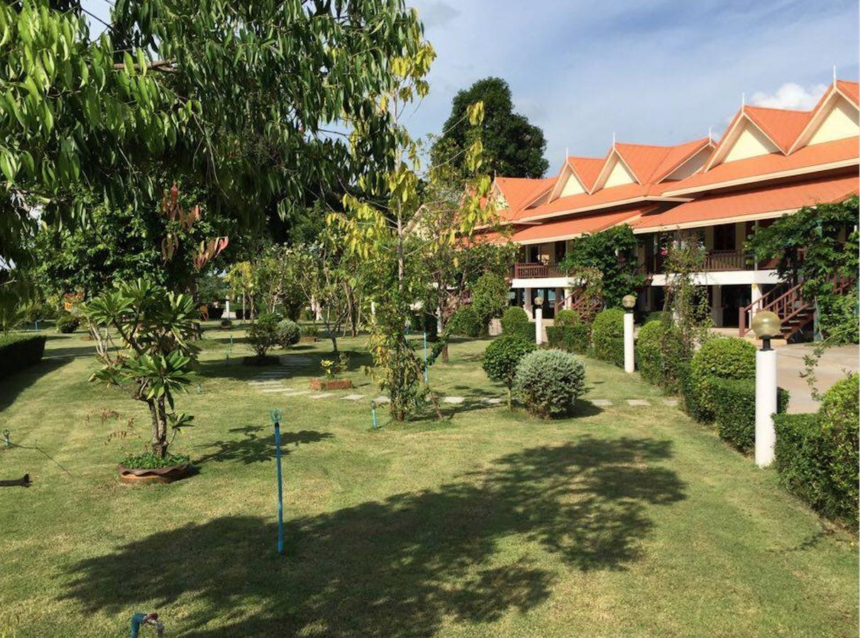 קמפהאנג פט Maeping Mango Riverside Resort מראה חיצוני תמונה