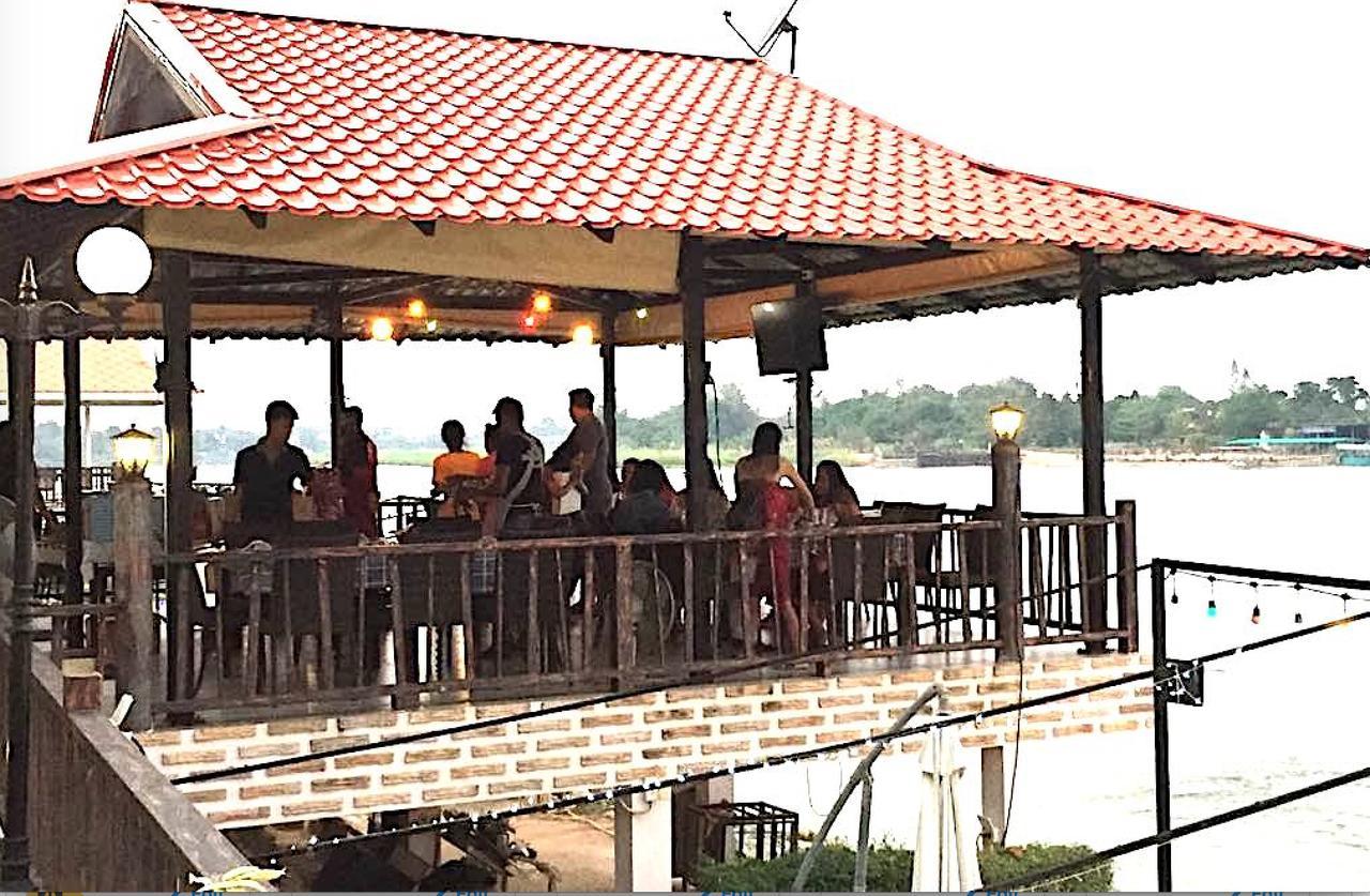 קמפהאנג פט Maeping Mango Riverside Resort מראה חיצוני תמונה