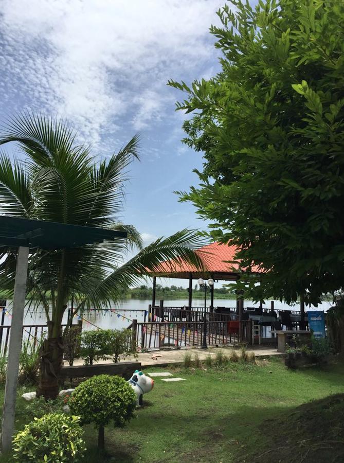 קמפהאנג פט Maeping Mango Riverside Resort מראה חיצוני תמונה